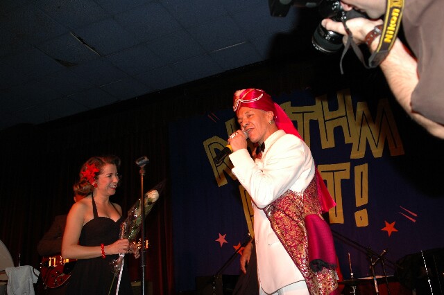 min 2006 11 25 riot 336